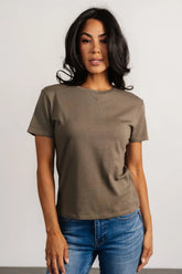 Finn Essential Tee | Olive