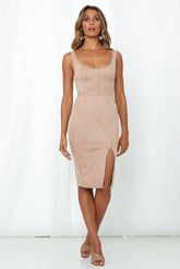 Give Me One More Minute Midi Dress Mocha