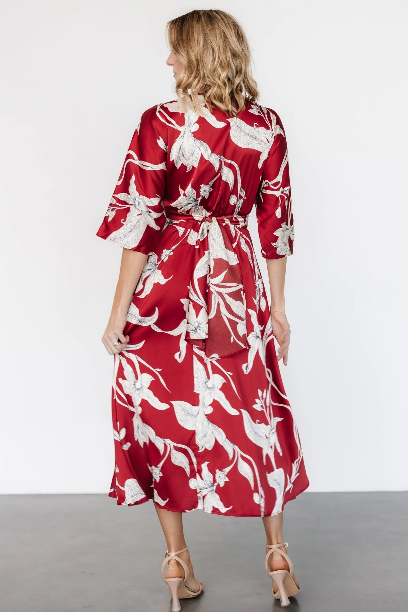 Avryll Front Tie Dress | Crimson