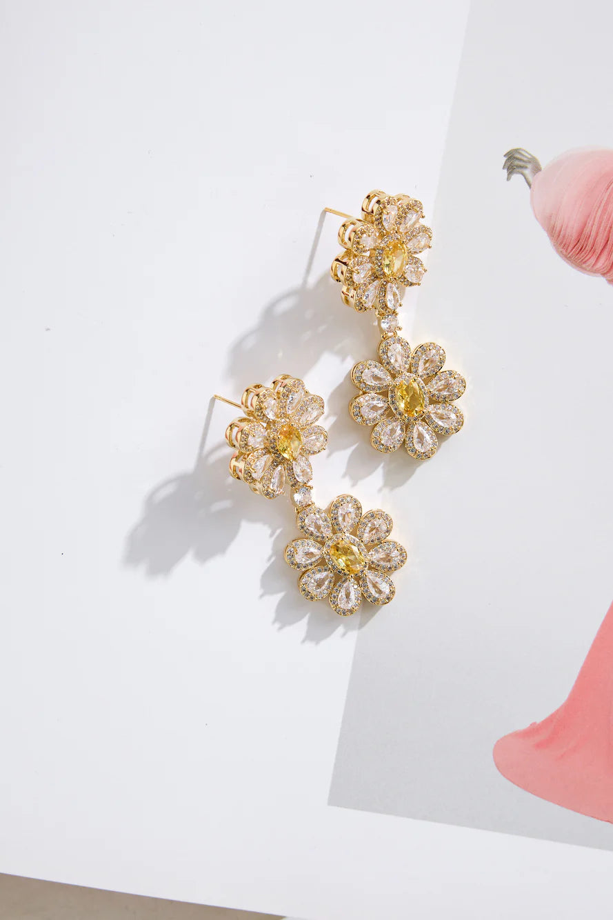 18k Gold Plated Daisy Loves Diamonds Earrings Gold