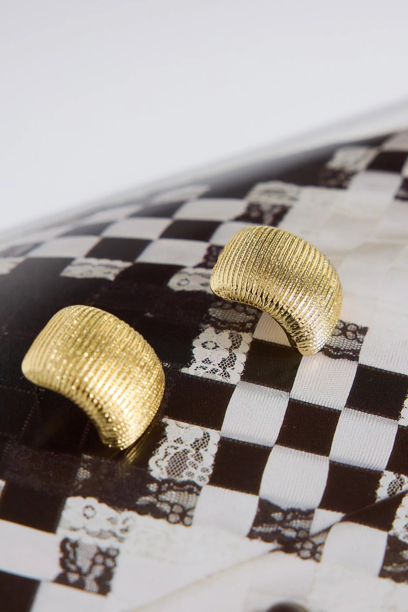 18k Gold Plated Classy Wardrobe Earrings Gold