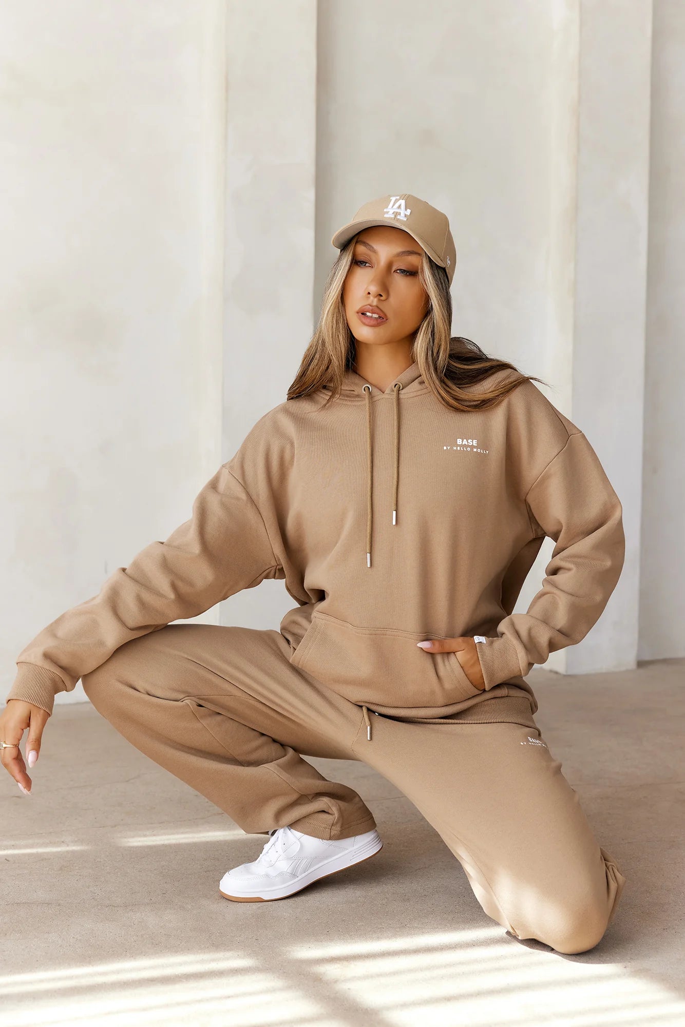 BASE Slip On Los Angeles Hoodie Coffee