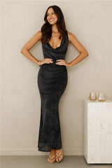 Dreamy Deep Maxi Dress Black