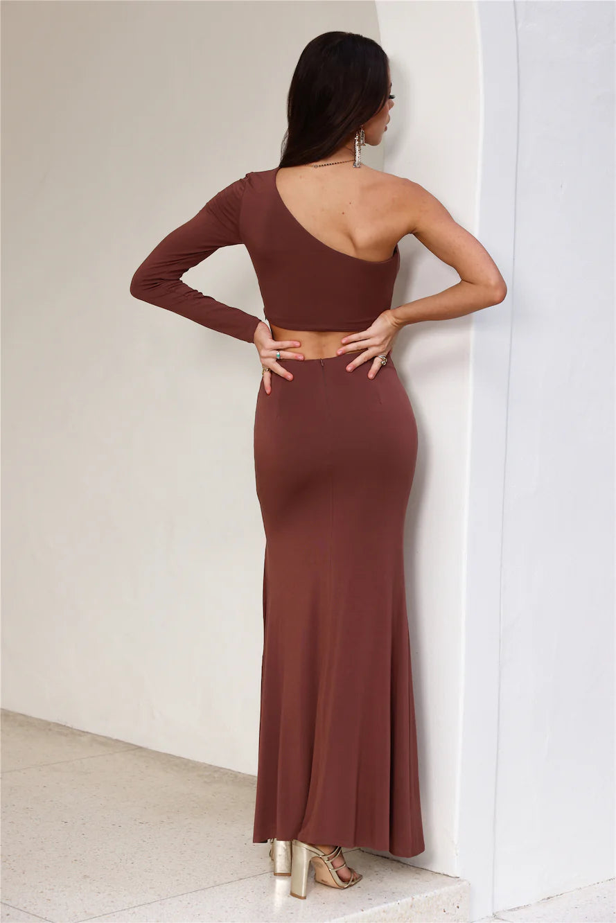 Amaze You One Shoulder Crop Top Chocolate