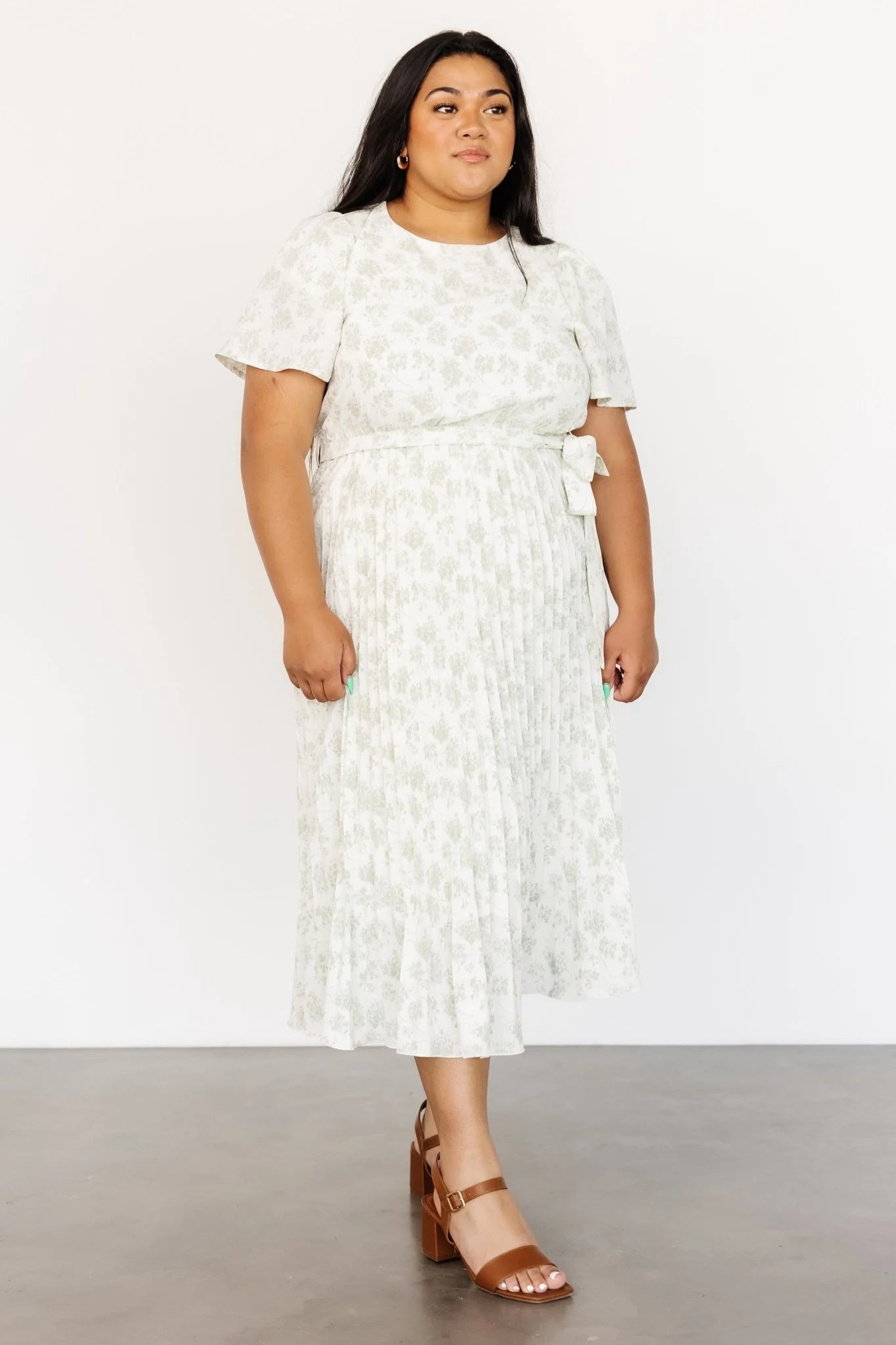 Prim Pleated Dress | Vintage Olive Print