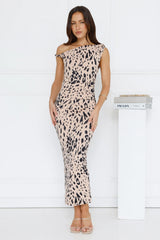 Exotic Essence Off Shoulder Midi Dress Print