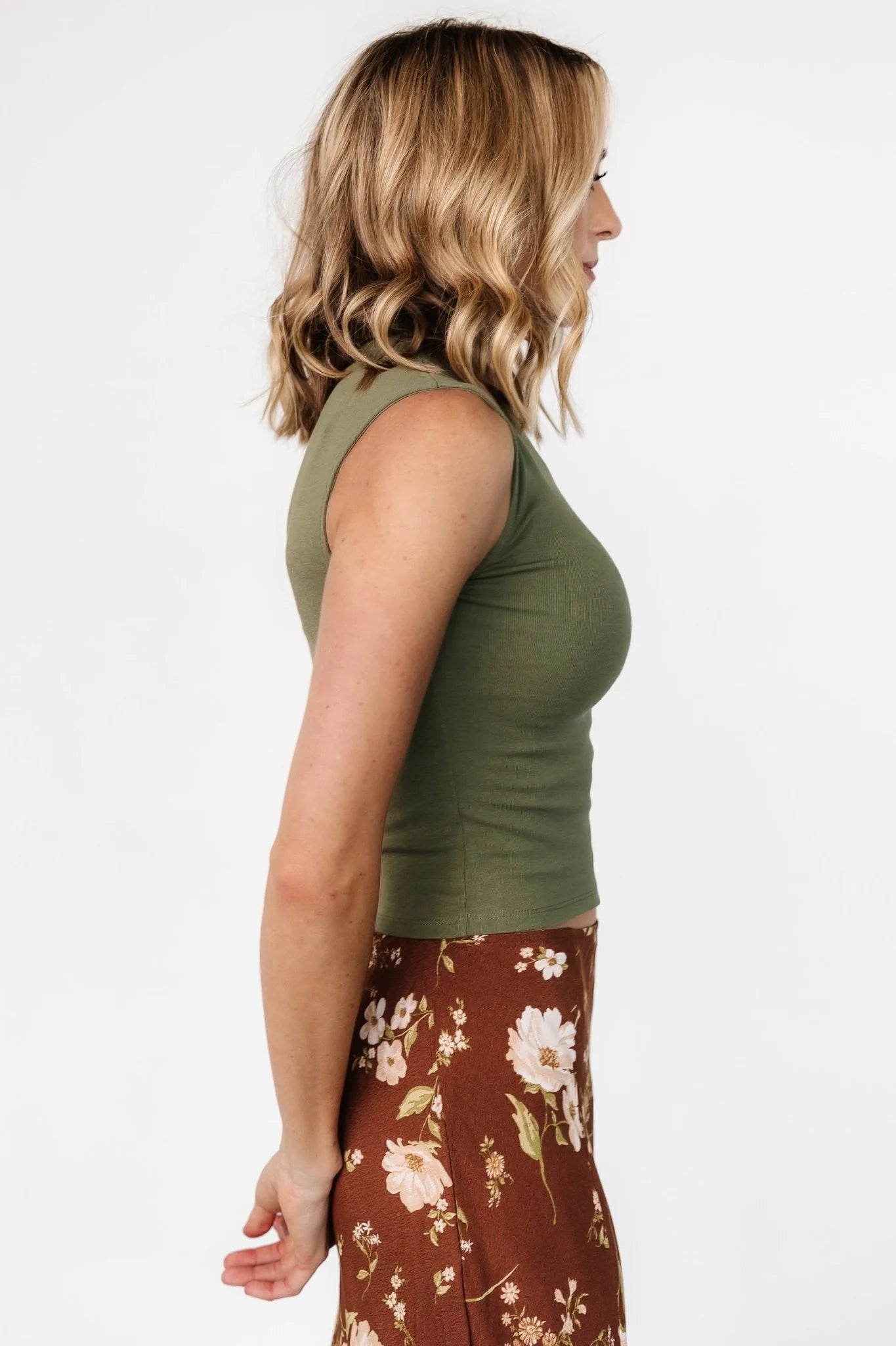 Jean Sleeveless Top | Olive