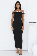 Turn Around Off Shoulder Maxi Dress Black