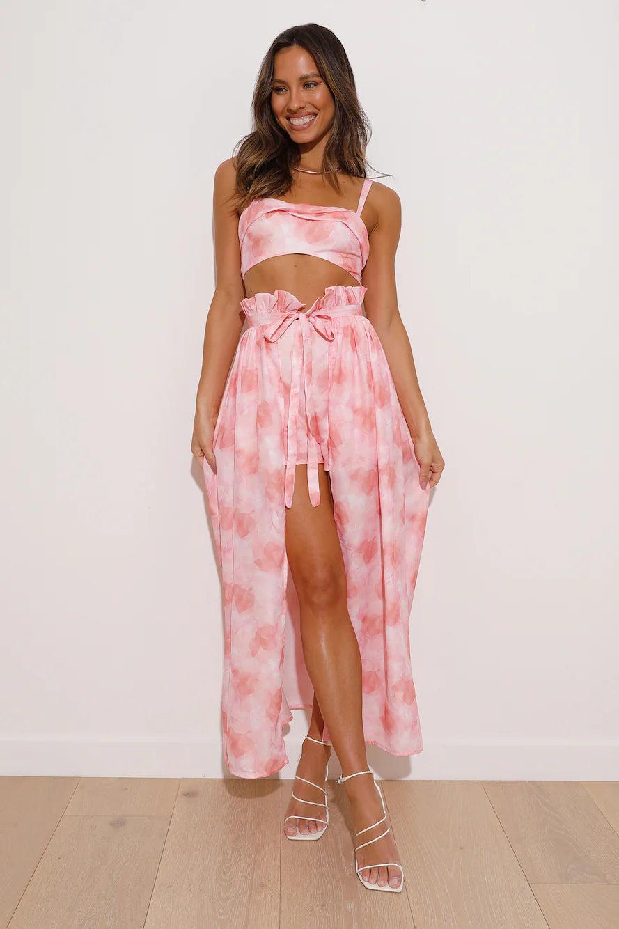 Drinks Flowing Crop Top Pink