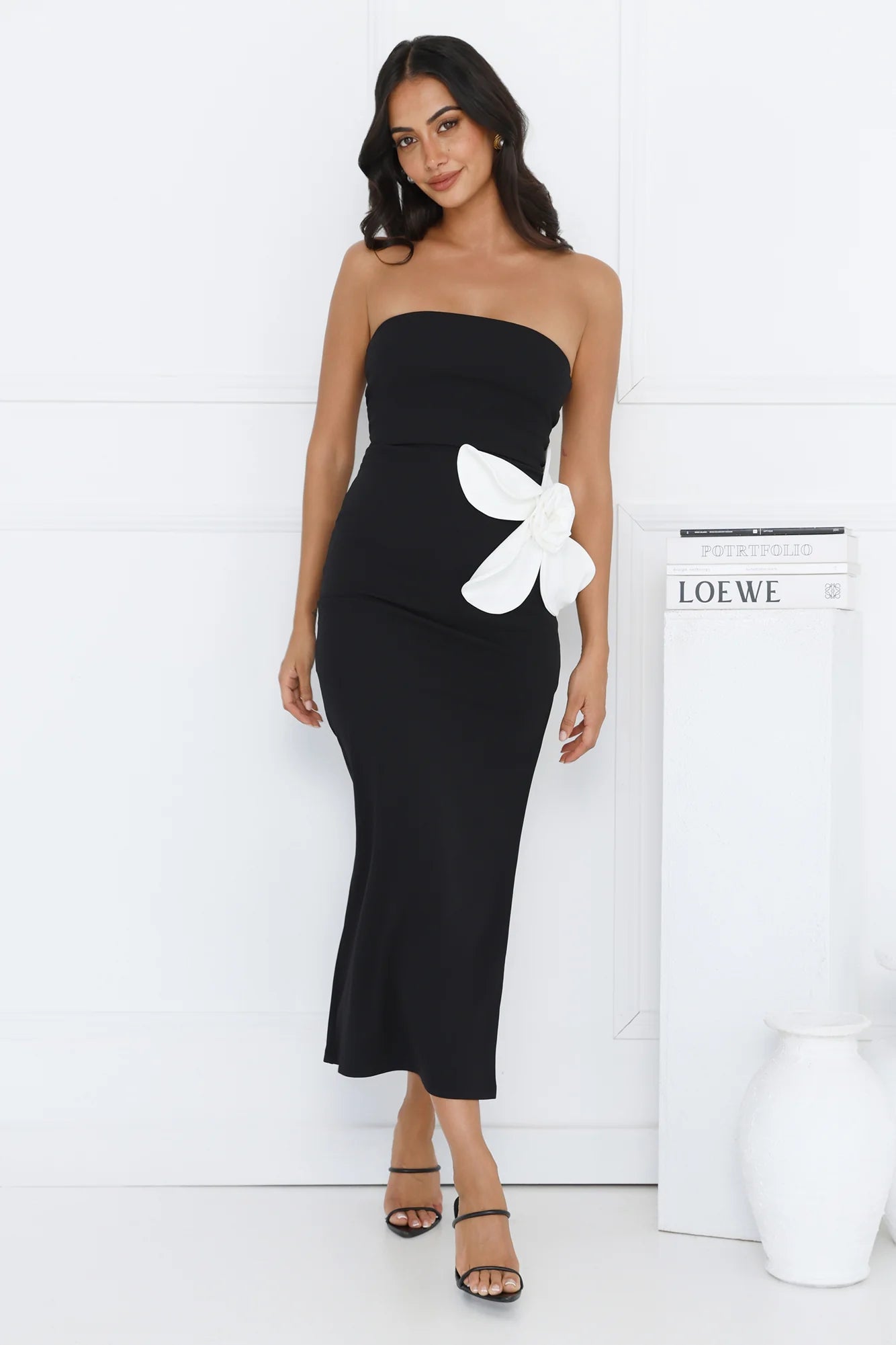 Elisandra Strapless Midi Dress Black