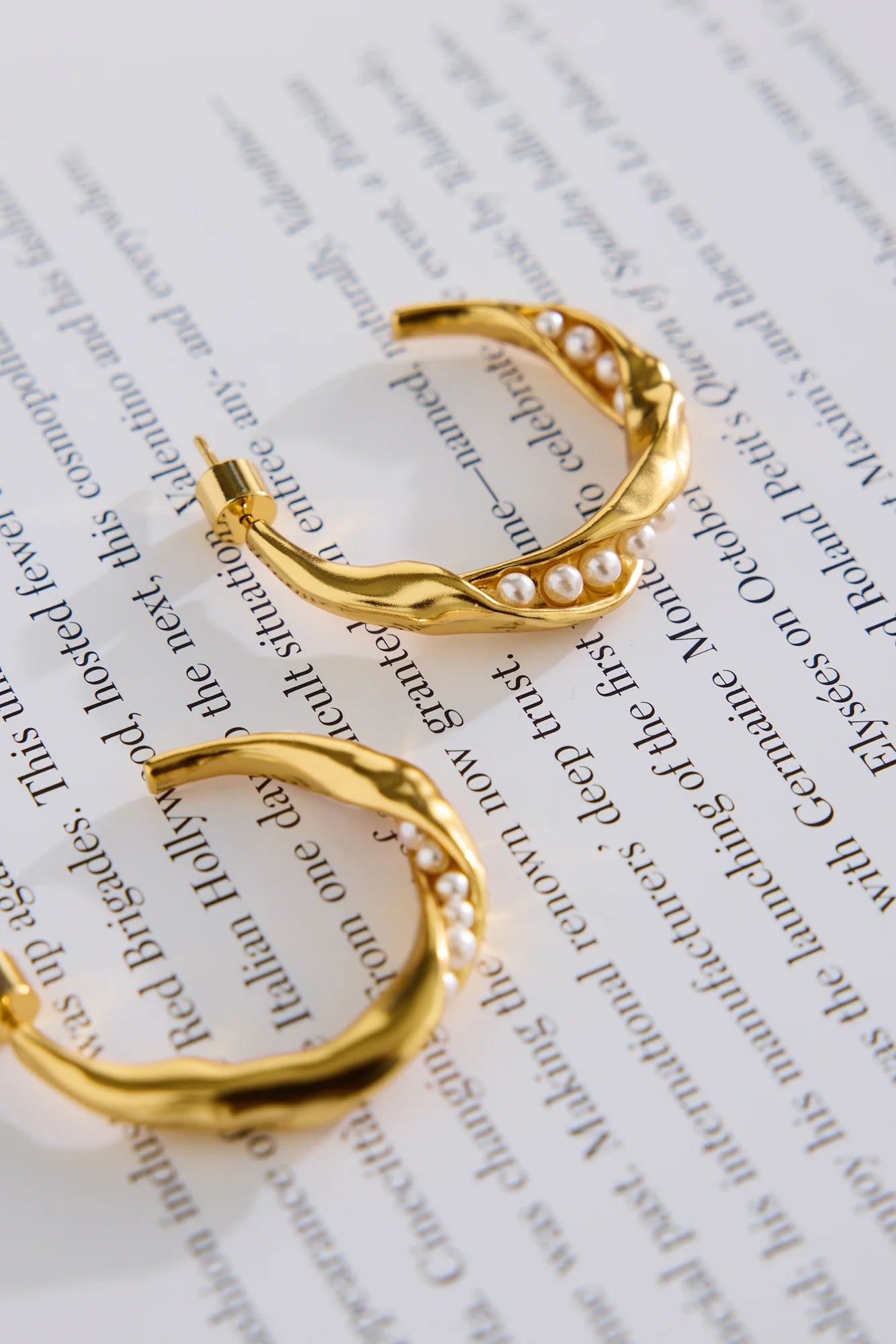 18k Gold Plated Chic Open Hoop Earrings Gold
