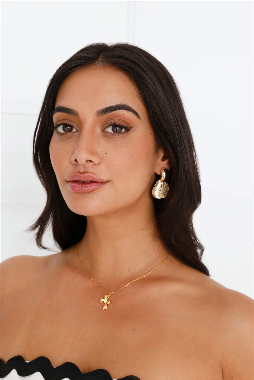18k Gold Plated Tiny Bow Necklace Gold
