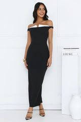 Turn Around Off Shoulder Maxi Dress Black