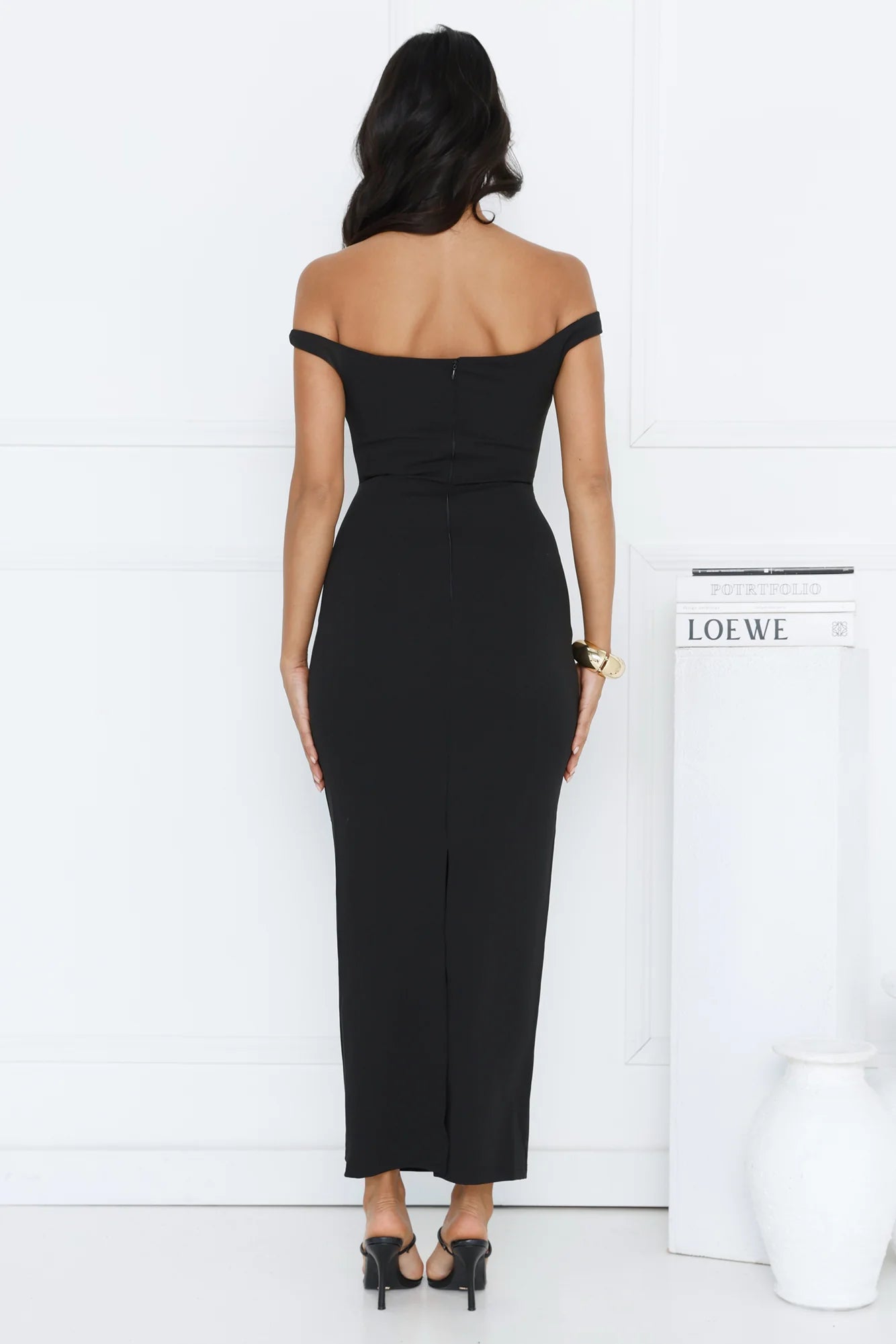 Turn Around Off Shoulder Maxi Dress Black