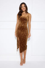 Dream Big Velvet Midi Dress Brown