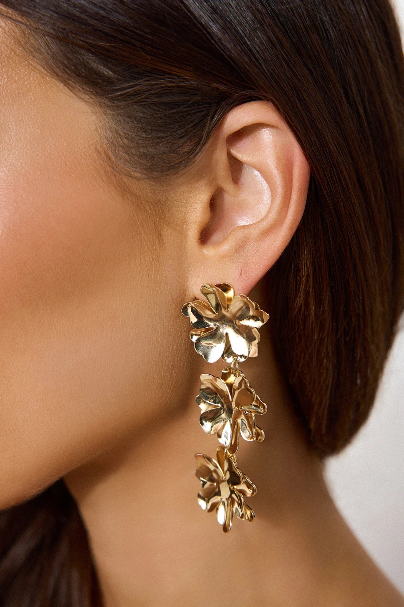 Swan Earrings Gold