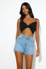Details Crop Top Black