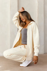 BASE Cuffed Sweatpants Cream