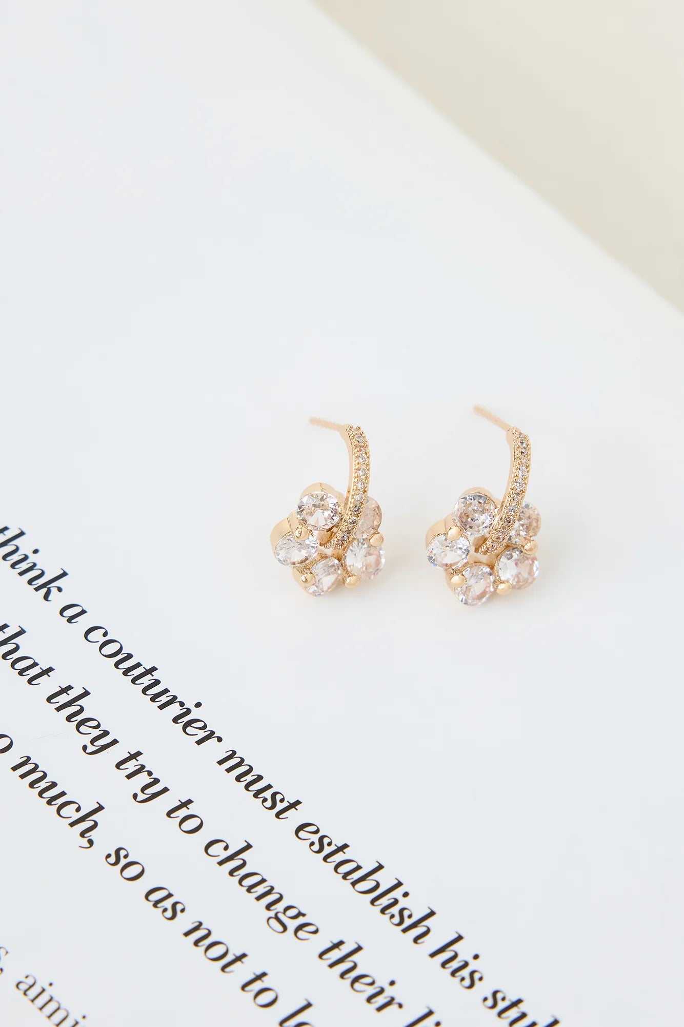 Always A Lover Earrings Gold