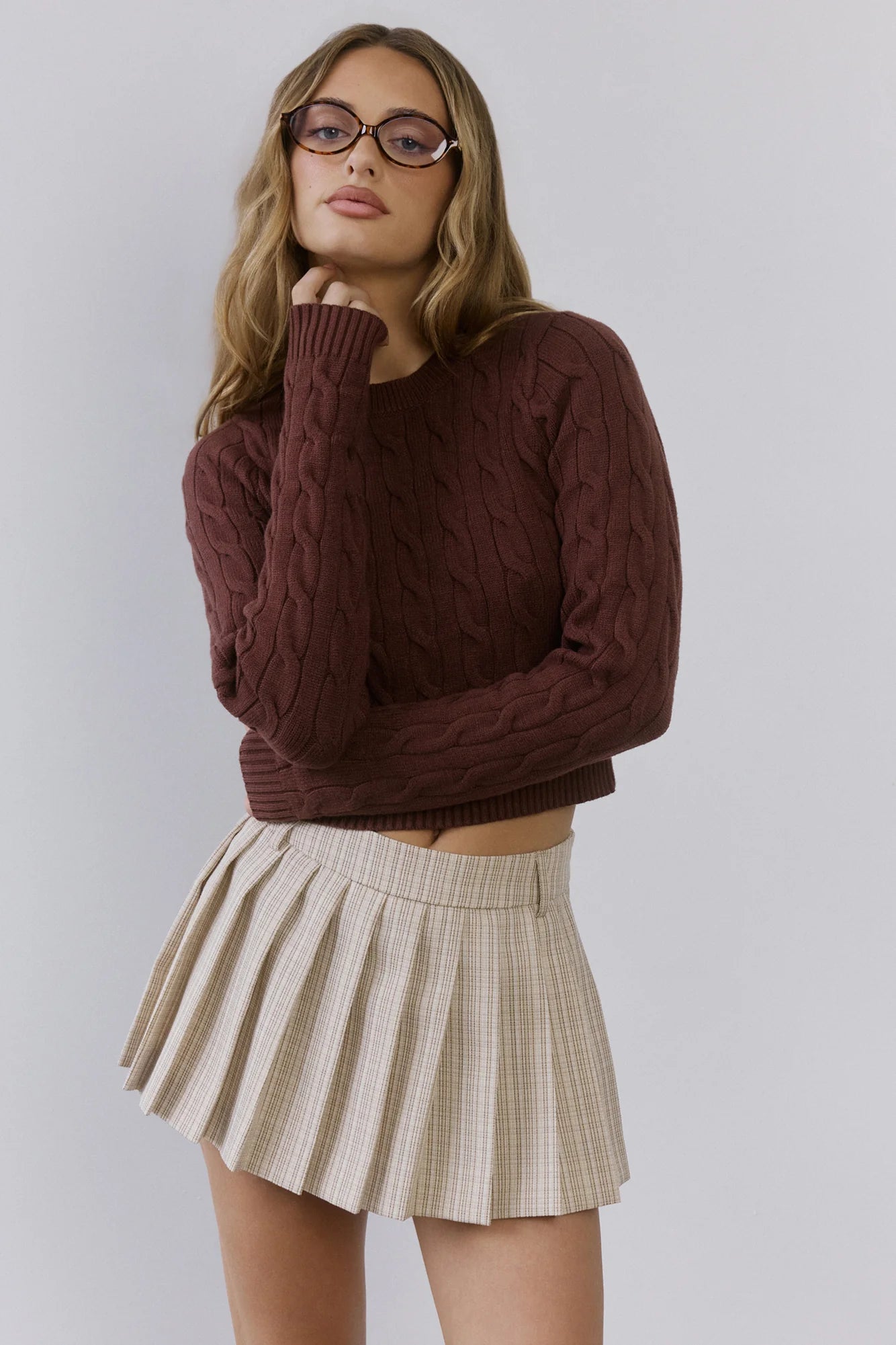 The Exclusive Cable Knit Sweater Brown